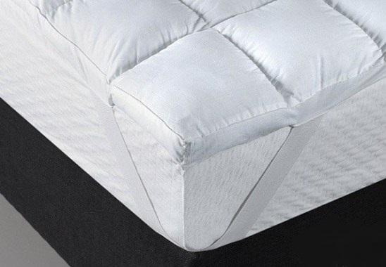 Mattress pad from La Compagnie du Blanc