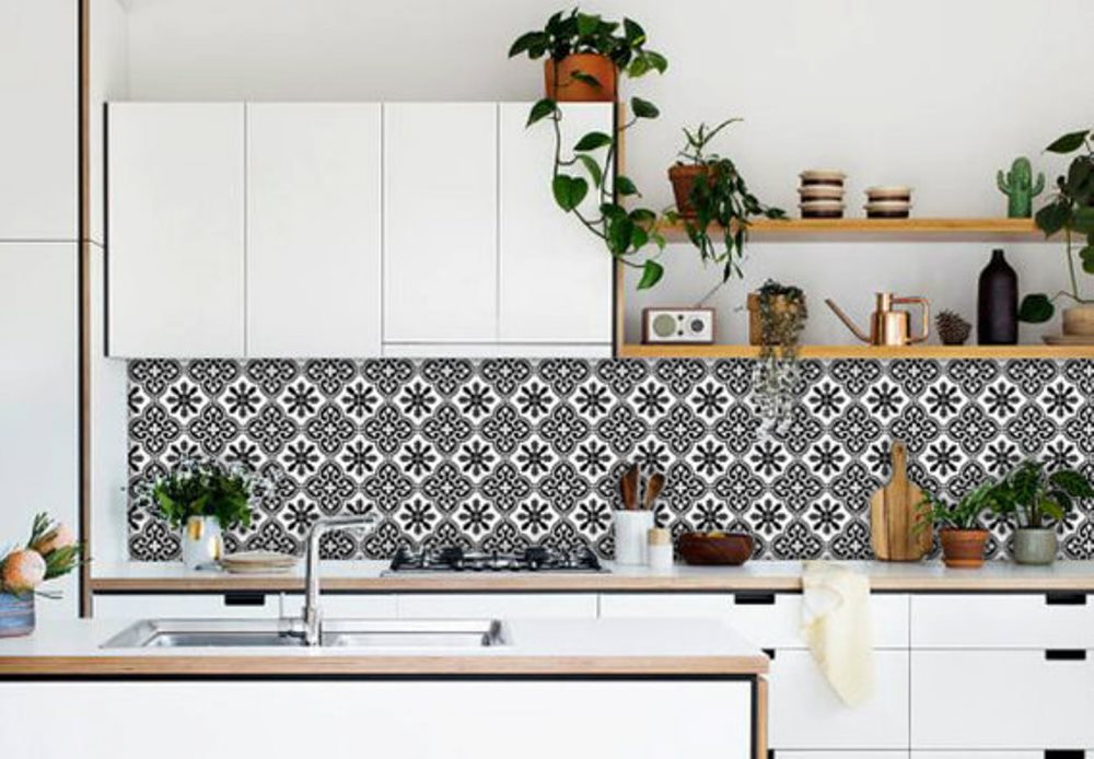 Adhesive backsplash, Quadrostyle - BnbStaging the blog